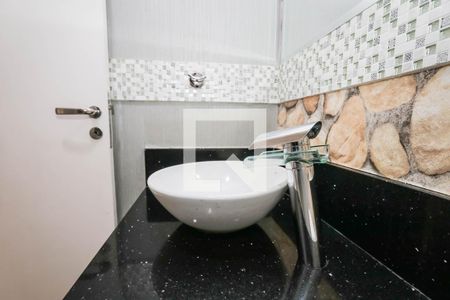 Apartamento à venda com 96m², 2 quartos e 2 vagasLavabo