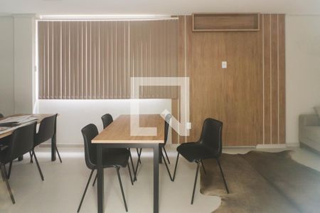 Apartamento para alugar com 70m², 2 quartos e 2 vagas Apartamento para alugar com 70m², 2 quartos e 2 vagasÁrea comum - Salão de festas