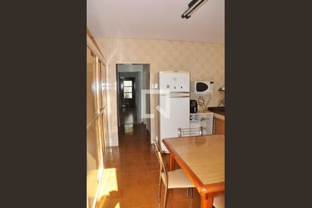 Casa à venda com 570m², 2 quartos e 3 vagasCozinha