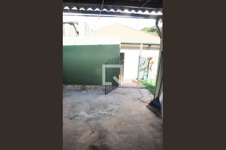 Casa à venda com 570m², 2 quartos e 3 vagasÁrea externa 