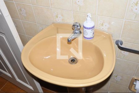 Casa à venda com 570m², 2 quartos e 3 vagasBanheiro 1