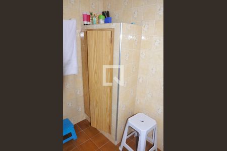 Casa à venda com 570m², 2 quartos e 3 vagasBanheiro 1