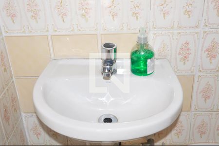 Casa à venda com 570m², 2 quartos e 3 vagasBanheiro da área de serviço 