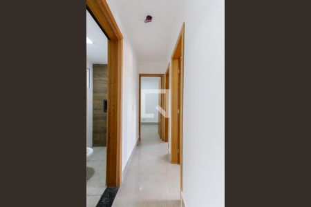 Corredor Quartos de apartamento para alugar com 3 quartos, 45m² em Jardim Paraíso, São Paulo