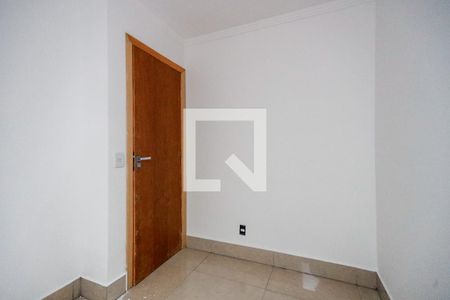 Quarto 2 de apartamento para alugar com 2 quartos, 40m² em Jardim Paraíso, São Paulo