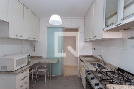 Apartamento para alugar com 72m², 2 quartos e 1 vagaCozinha