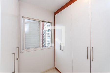 Apartamento para alugar com 72m², 2 quartos e 1 vagaQuarto 2