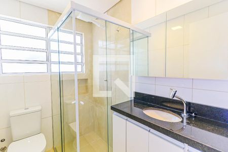 Casa à venda com 185m², 3 quartos e 2 vagas Casa à venda com 185m², 3 quartos e 2 vagasBanheiro Suíte