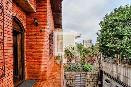 Casa à venda com 390m², 3 quartos e 4 vagasJardim suspenso