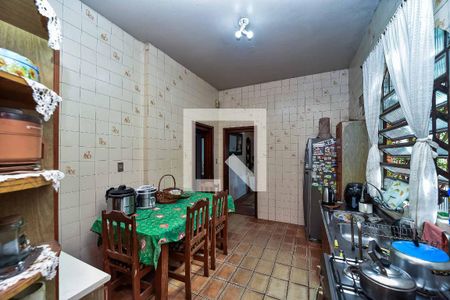 Casa à venda com 390m², 3 quartos e 4 vagasCozinha