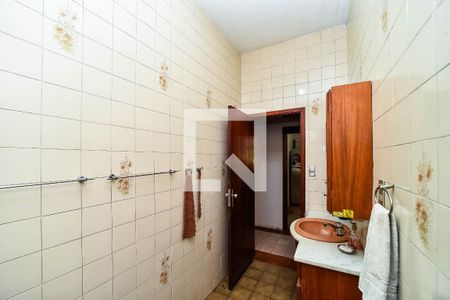 Casa à venda com 390m², 3 quartos e 4 vagasBanheiro Social
