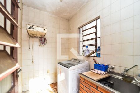 Casa à venda com 390m², 3 quartos e 4 vagasÁrea de Serviço