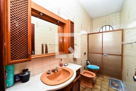 Casa à venda com 390m², 3 quartos e 4 vagasBanheiro Social