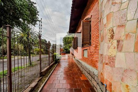 Casa à venda com 390m², 3 quartos e 4 vagasPátio