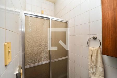 Casa à venda com 390m², 3 quartos e 4 vagasBanheiro 2