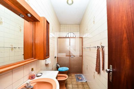 Casa à venda com 390m², 3 quartos e 4 vagasBanheiro Social