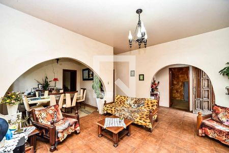 Sala de casa à venda com 3 quartos, 390m² em Vila Ipiranga, Porto Alegre