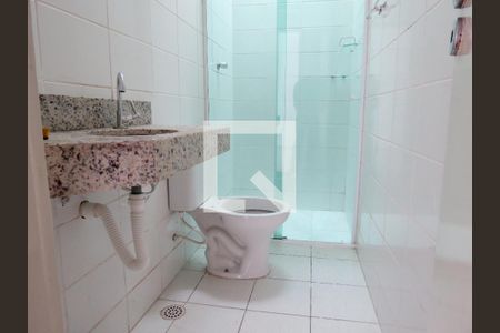 Banheiro Social de casa de condomínio para alugar com 2 quartos, 70m² em Vila dos Remédios, São Paulo