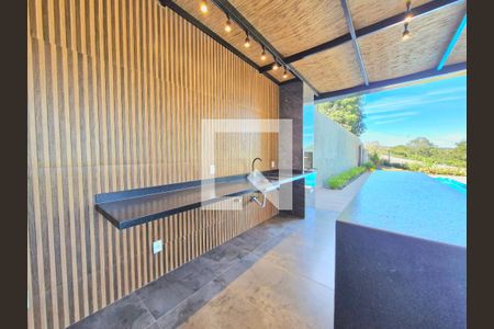 Casa à venda com 230m², 4 quartos e 4 vagas Casa à venda com 230m², 4 quartos e 4 vagasÁrea comum - Churrasqueira