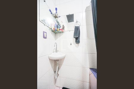 Casa de condomínio à venda com 250m², 2 quartos e sem vaga Casa de condomínio à venda com 250m², 2 quartos e sem vagaBanheiro