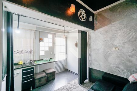 Sala e cozinha de casa de condomínio à venda com 2 quartos, 250m² em Vila Esperança, São Paulo