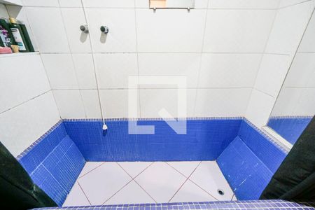 Casa de condomínio à venda com 250m², 2 quartos e sem vaga Casa de condomínio à venda com 250m², 2 quartos e sem vagaBanheira