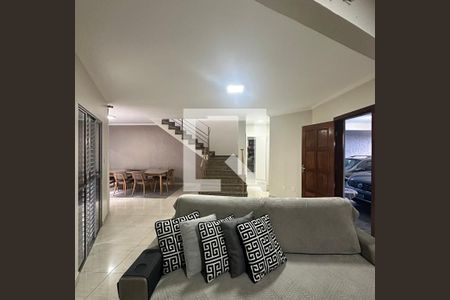 Sala de estar de casa para alugar com 7 quartos, 400m² em Jaguaré, São Paulo