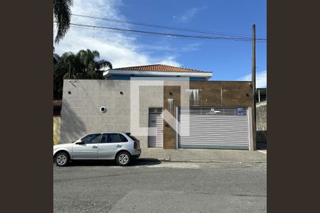 Casa para alugar com 400m², 7 quartos e 2 vagasFachada