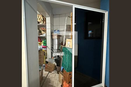 Casa para alugar com 400m², 7 quartos e 2 vagasGaragem (Quartinho)