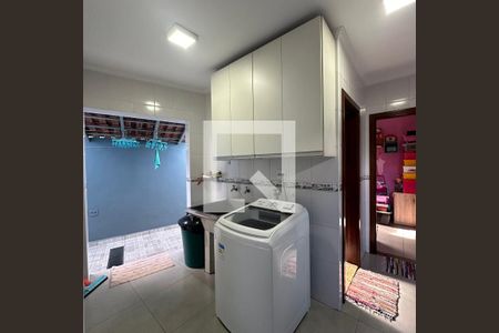 Casa para alugar com 400m², 7 quartos e 2 vagasÁrea de Serviço