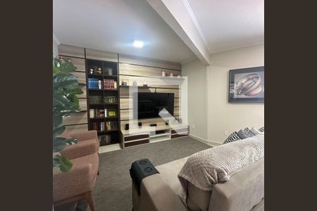 Sala de estar de casa para alugar com 8 quartos, 400m² em Jaguaré, São Paulo