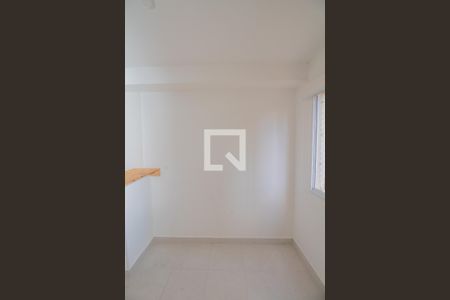 Sala  de apartamento para alugar com 1 quarto, 27m² em Vila Ivone, São Paulo