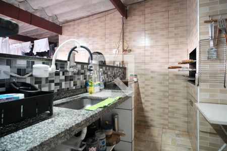 Casa à venda com 170m², 4 quartos e 2 vagasÁrea comum