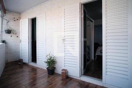 Casa à venda com 170m², 4 quartos e 2 vagasVaranda