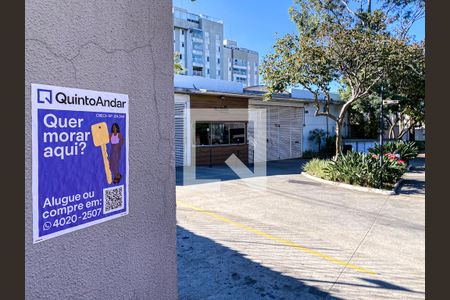 Apartamento à venda com 72m², 2 quartos e 2 vagasPlaquinha