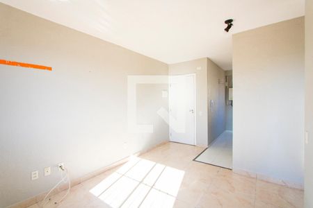 Sala de apartamento para alugar com 2 quartos, 39m² em Vila Tibiriçá, Santo André