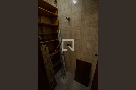 Apartamento à venda com 72m², 3 quartos e 1 vagaÁrea de Serviço