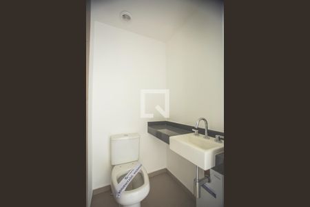 Banheiro de kitnet/studio à venda com 1 quarto, 21m² em Vila Clementino, São Paulo