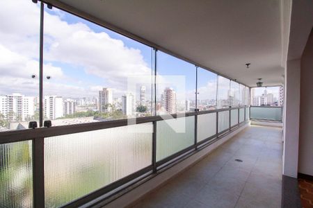Varanda de apartamento para alugar com 3 quartos, 153m² em Vila Santa Rita, São Paulo