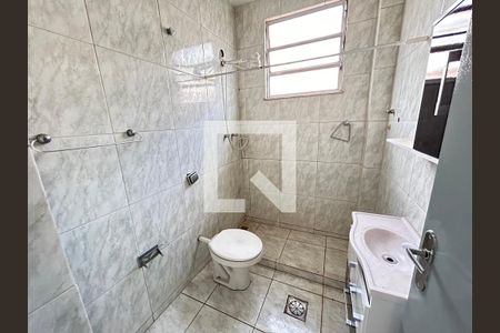 Banheiro de apartamento para alugar com 1 quarto, 42m² em Méier, Rio de Janeiro
