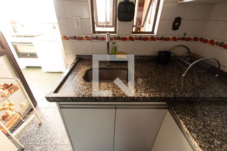 Apartamento para alugar com 183m², 3 quartos e 2 vagasCozinha