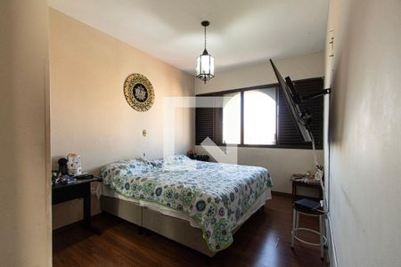 Apartamento para alugar com 183m², 3 quartos e 2 vagasSuíte 1