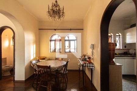 Apartamento para alugar com 183m², 3 quartos e 2 vagasCopa