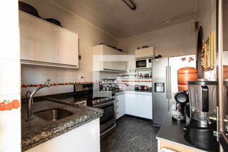 Apartamento para alugar com 183m², 3 quartos e 2 vagasCozinha