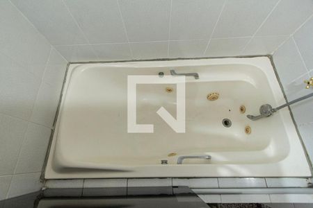 Apartamento para alugar com 183m², 3 quartos e 2 vagasBanheiro Suíte 2