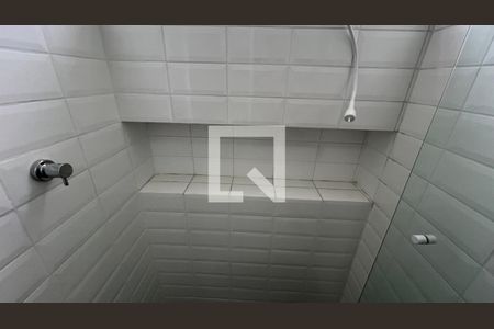 Apartamento à venda com 90m², 2 quartos e sem vaga Apartamento à venda com 90m², 2 quartos e sem vagaBanheiro