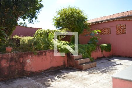 Casa para alugar com 4290m², 2 quartos e 3 vagasQuintal