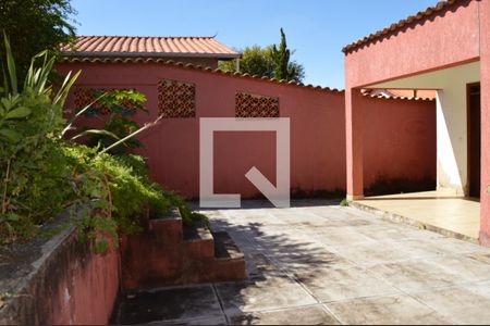 Casa para alugar com 4290m², 2 quartos e 3 vagasQuintal