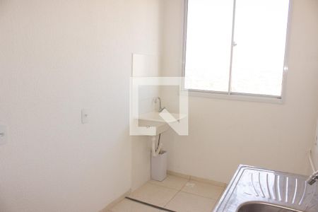 Sala/cozinha de apartamento para alugar com 2 quartos, 42m² em Arvoredo Ii, Contagem