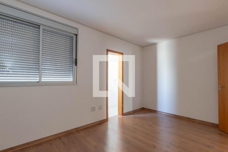 Apartamento à venda com 256m², 4 quartos e 4 vagasQuarto Suíte